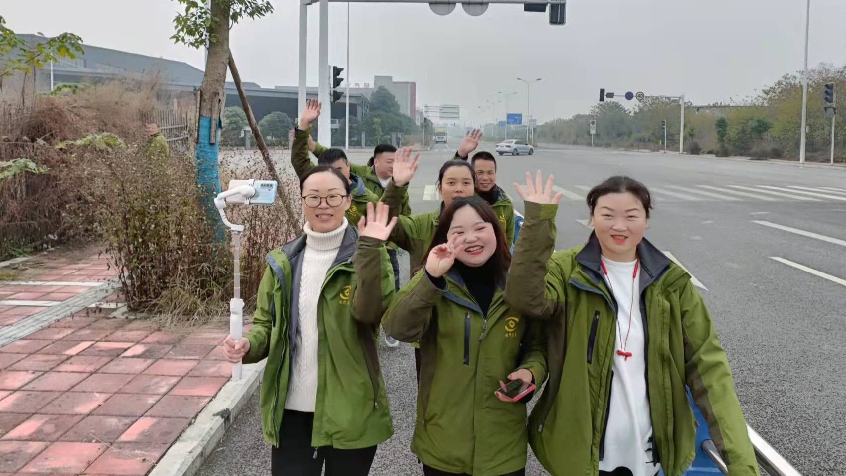 徒步30公里有几个人尝试过？91免费视频下载APP包装的销售团队一个也不落下